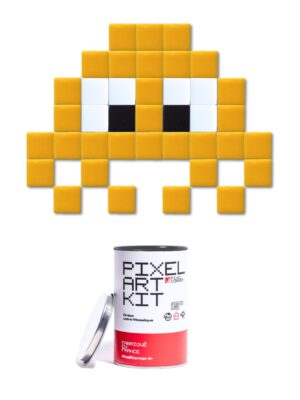 PIXEL CORNER Yellow Little Alien(S) Wall Decor