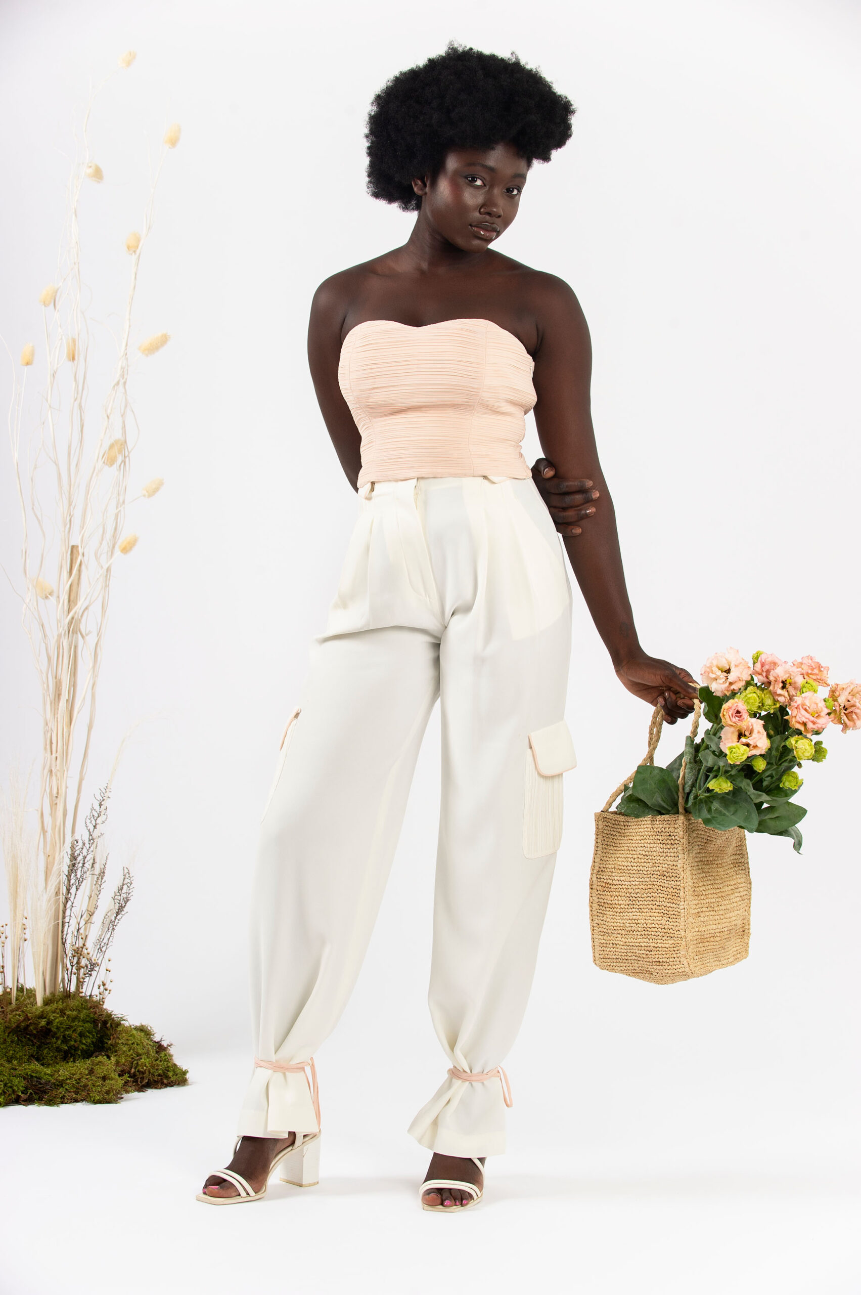 SUUBI Ivory Pants- Pink Details - Image 3