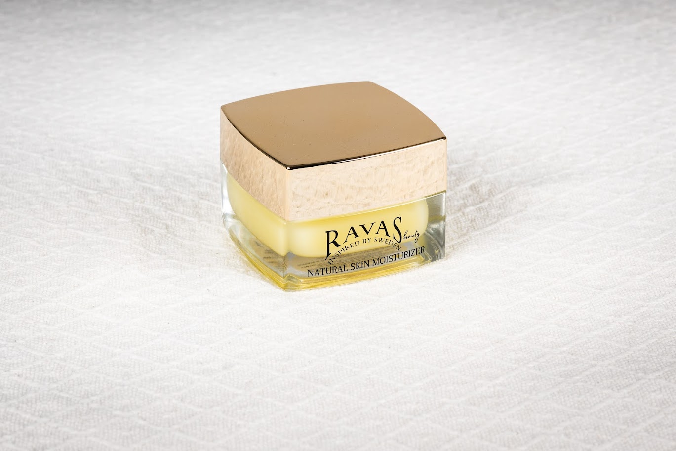 Ekoma Of Sweden Yellow Natural Skin Moisturizer - Image 2