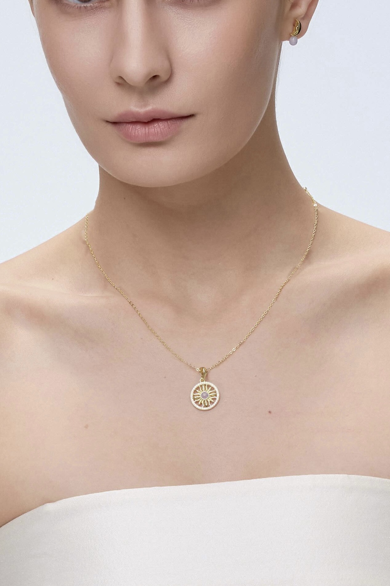 FREQNC atelier sun gold necklace - opal - Image 2