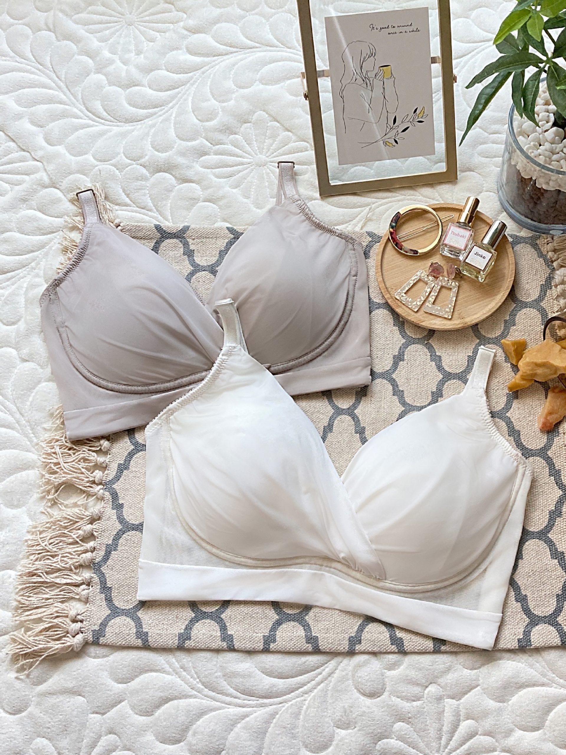 BRADELIS New York Seamless Push-Up Wireless Shaping BraćEcru - Image 3