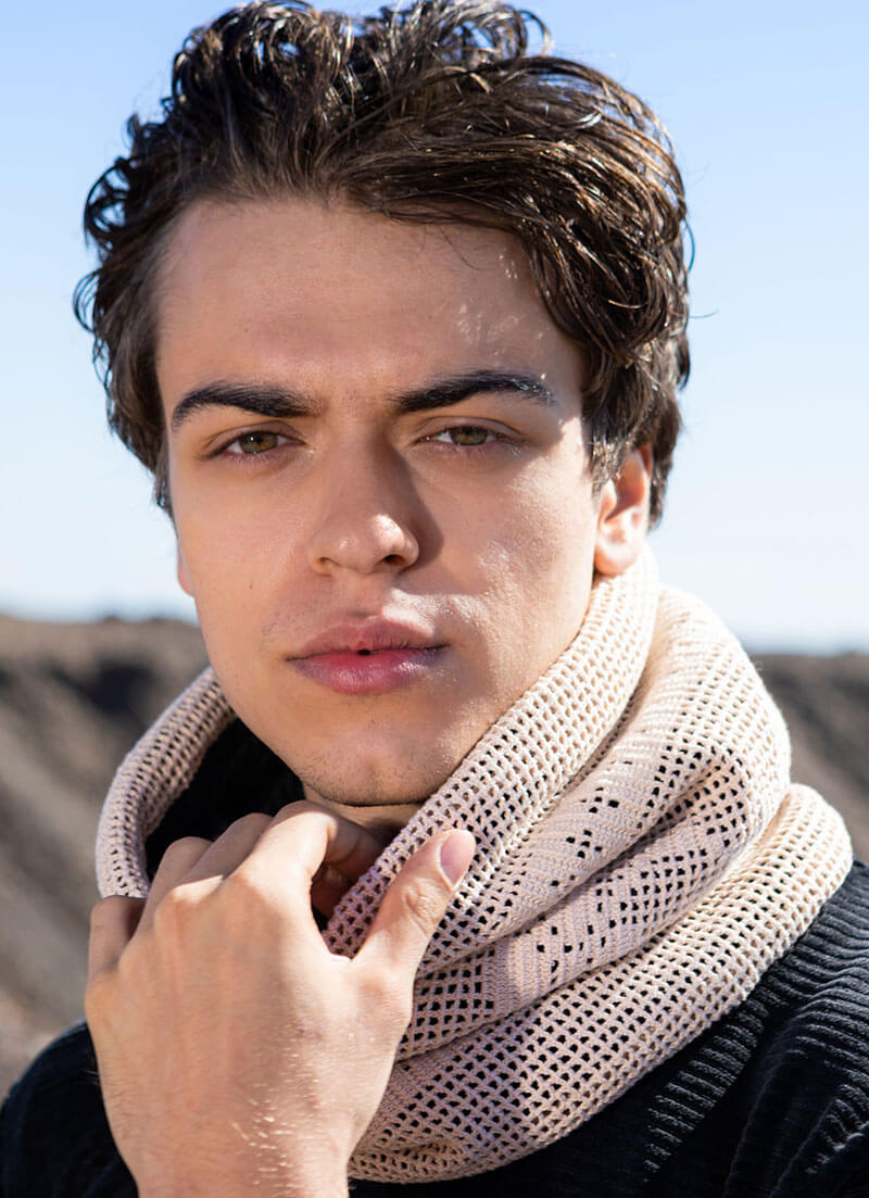 CONSTASY HAND CRAFTED CROCHET ARTISTRY SNOOD - Image 2