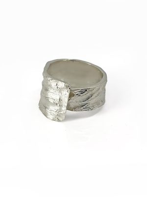tribu ring Sterling silver made by Francisca Rendic FR Art Jewellery Sydney Australia
