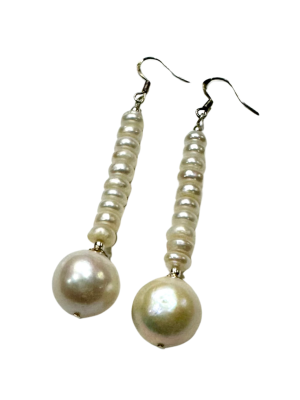 MOODY GRAY Stacked Pearl Earrings