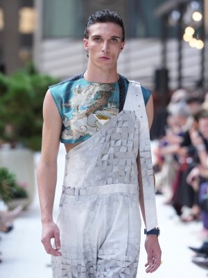 HIROMI ASAI Blue Cropped Top