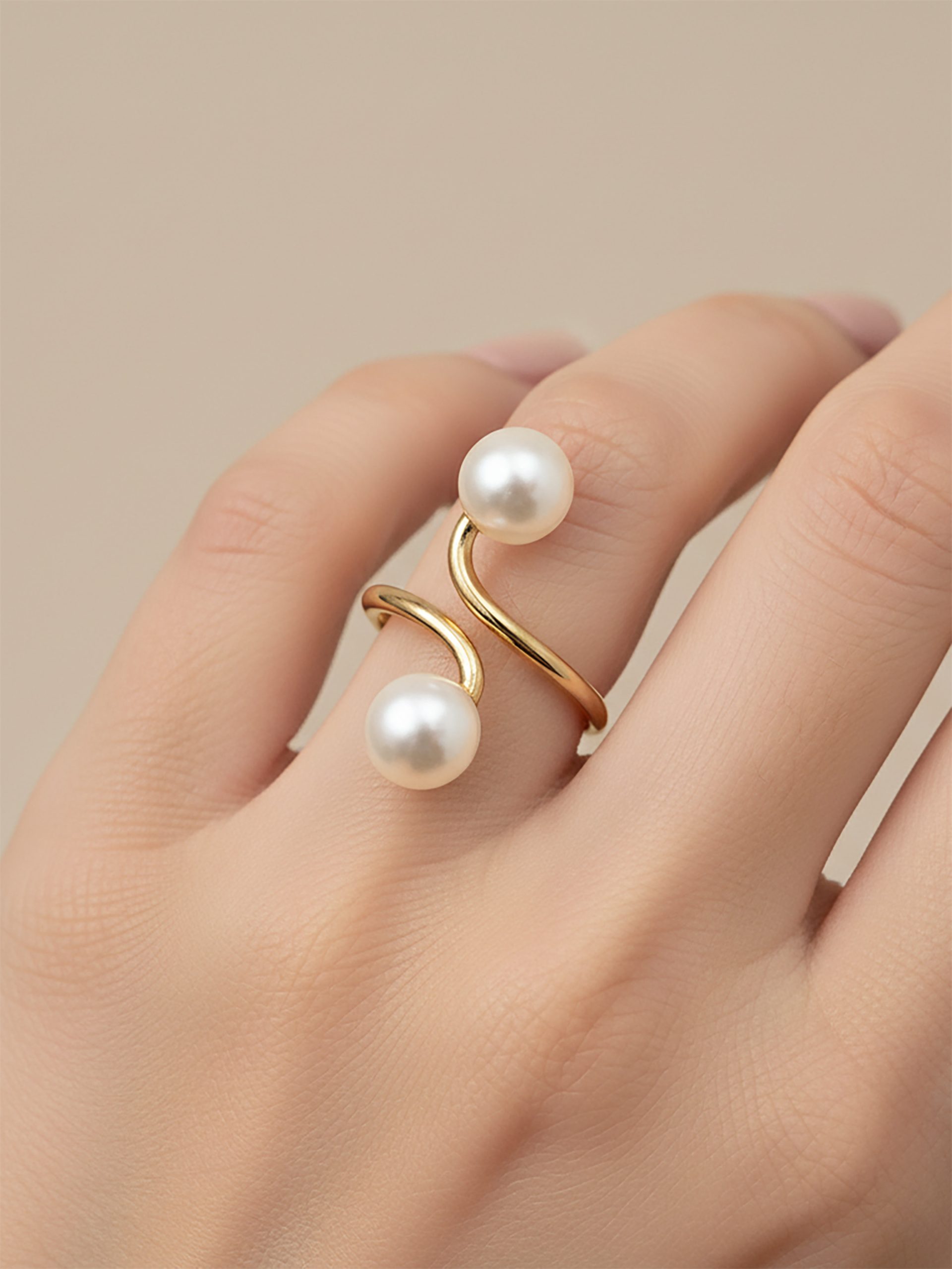 Iza by Silvia D'Avila - KELLY - PEARL RING - Image 2