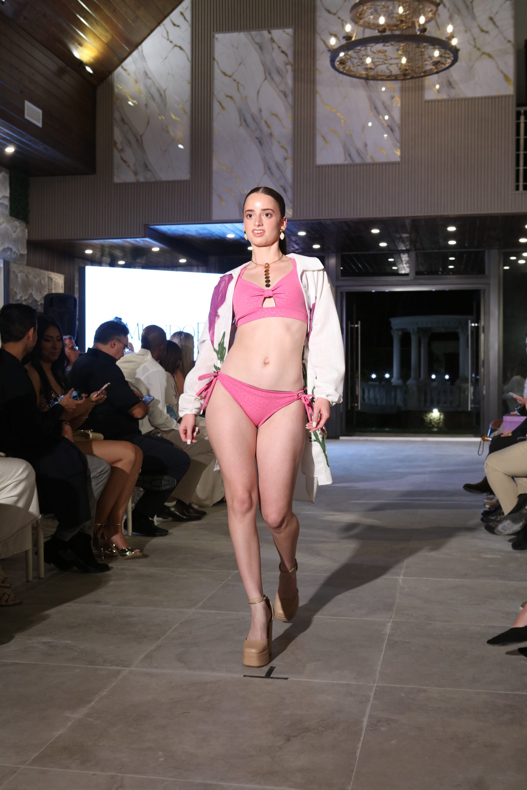 Mundoeye pink reversible bikini