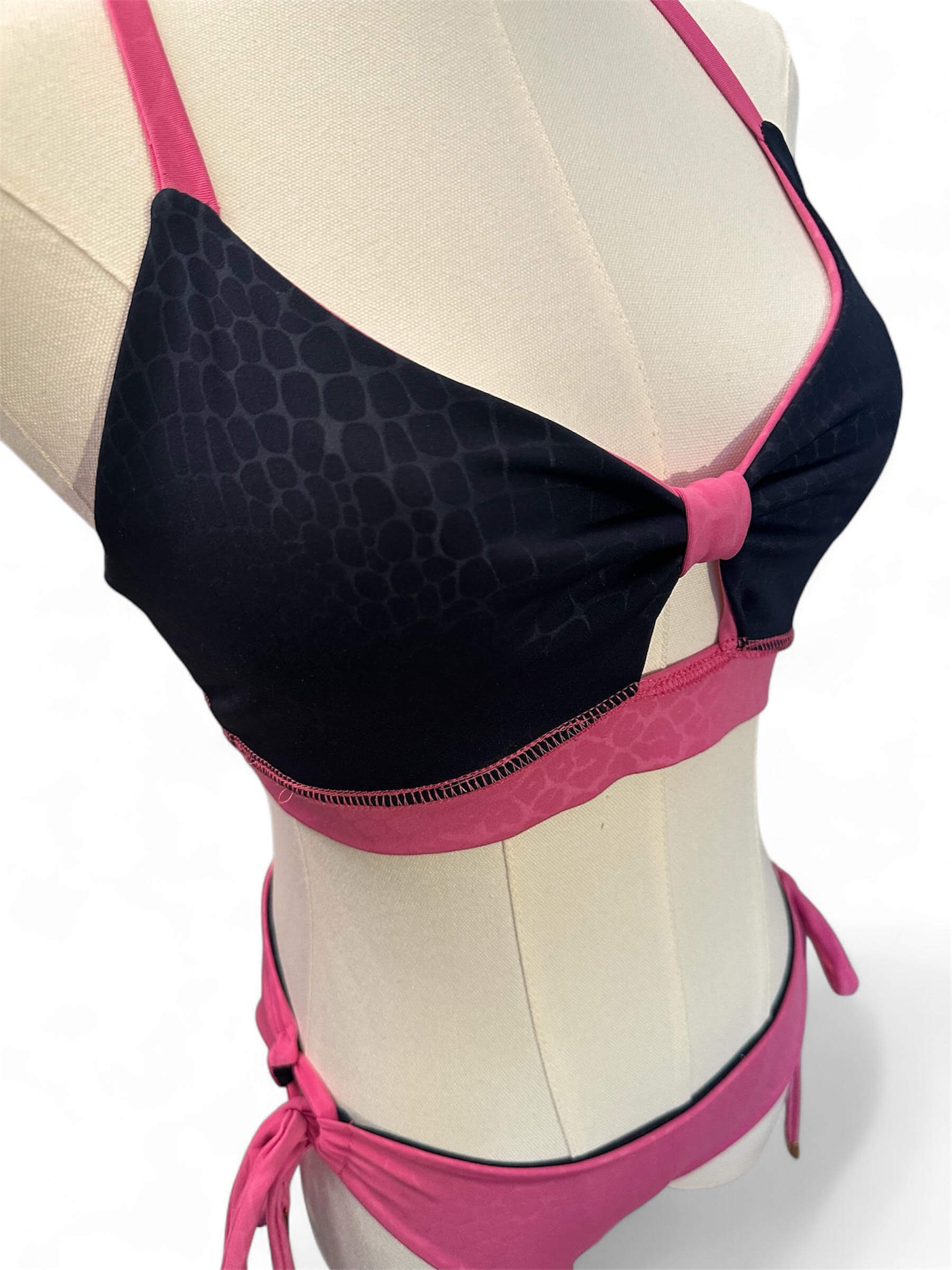 Mundoeye pink reversible bikini