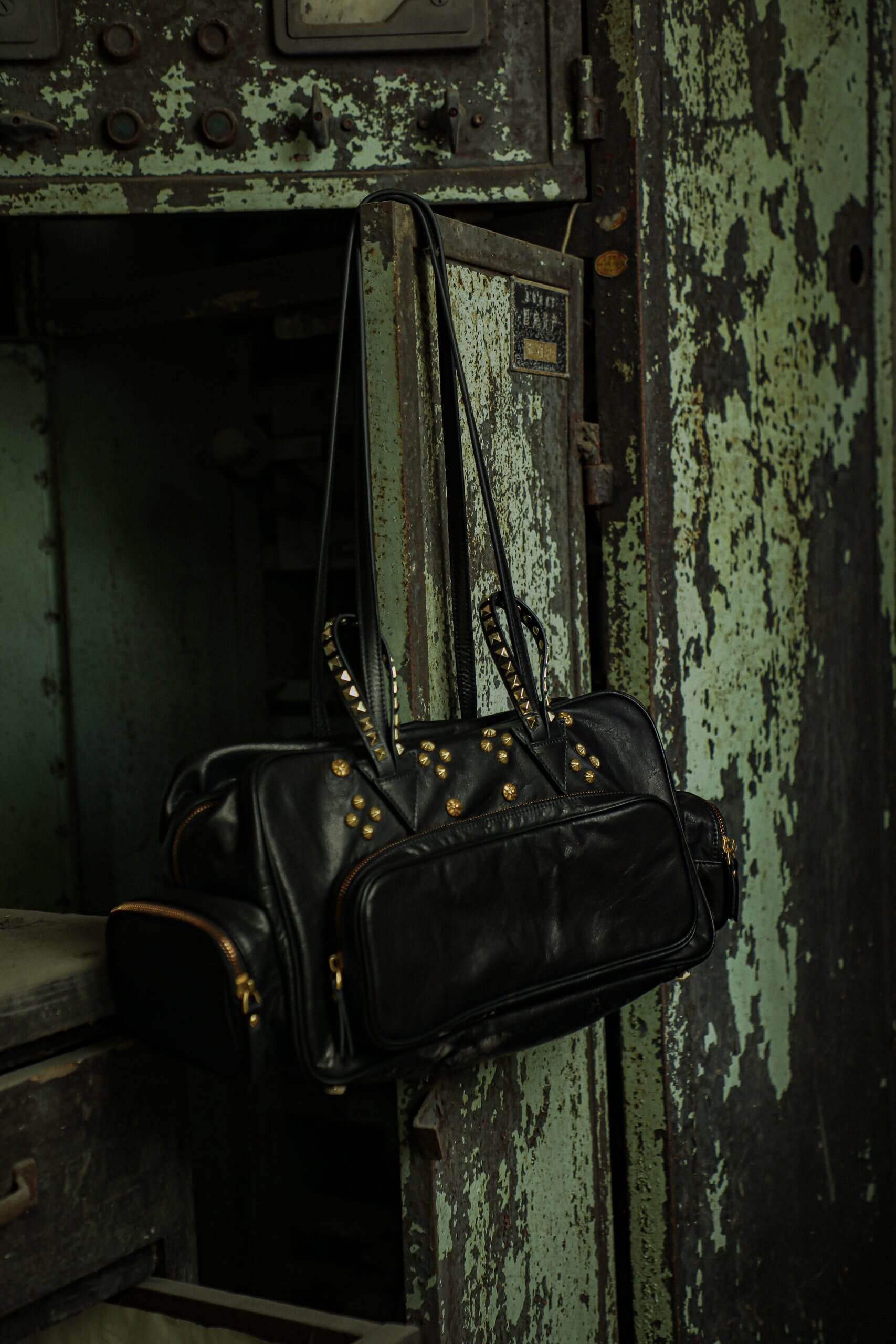 WANACCESSORY Black Brass Calf Leather Large Shoulder - Image 6